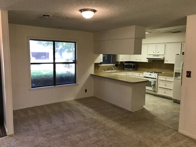 Foto del edificio - 185 Turkey Run