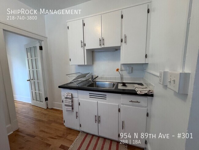 Foto del edificio - 954 89th Ave W