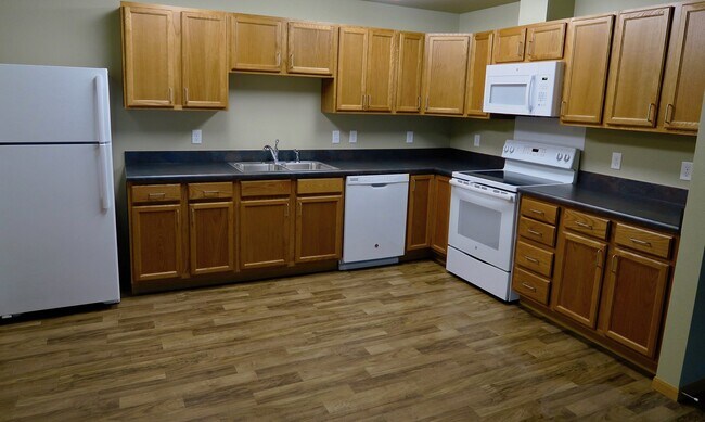 Building Photo - 408 Murray Rd