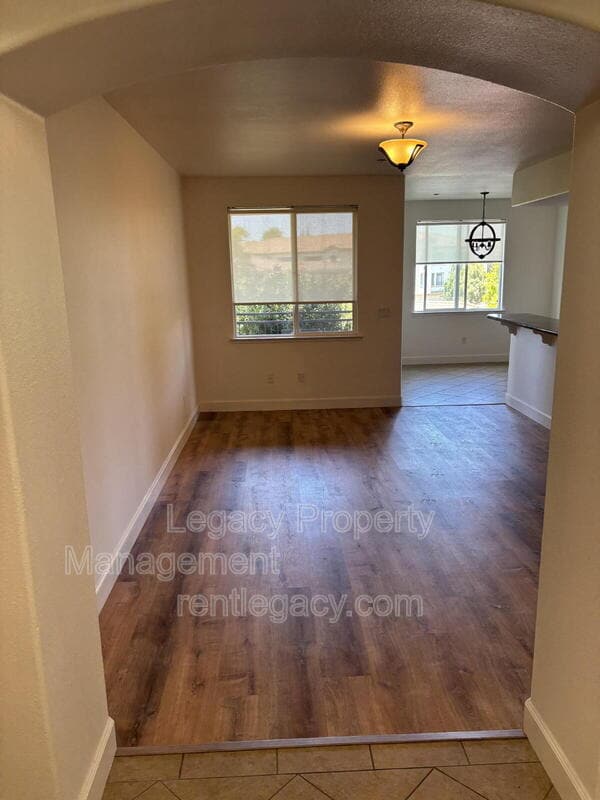 Building Photo - 1501 Secret Ravine Pkwy
