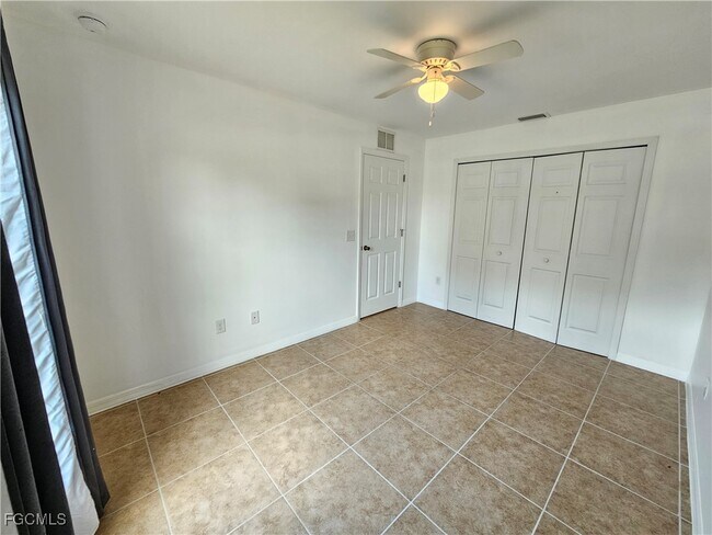 Foto del edificio - 3820 SW 16th Pl