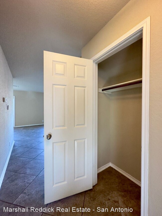 Building Photo - 4 br, 2.5 bath House - 11419 Camp Creek Trail