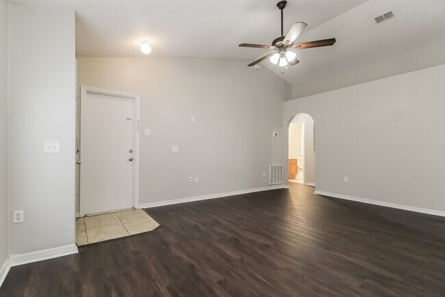 Foto del edificio - 12738 Parkbury Dr