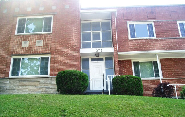Front View - 1078 Delta Ave