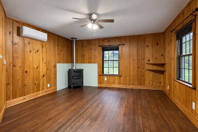 Foto del edificio - 14739 River Trail