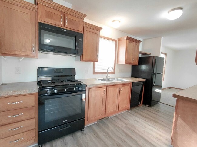 Foto del edificio - 2008 Heron Dr NW
