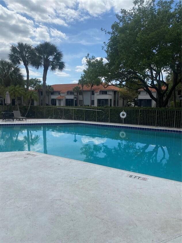 Primary Photo - 8323 Coral Lake Dr