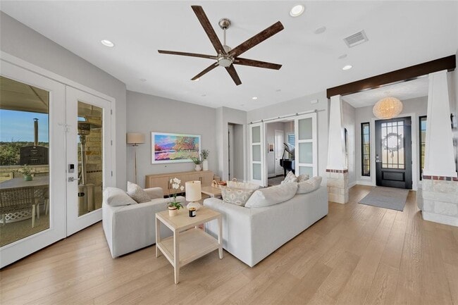 Foto del edificio - 105 Willow Hill Dr