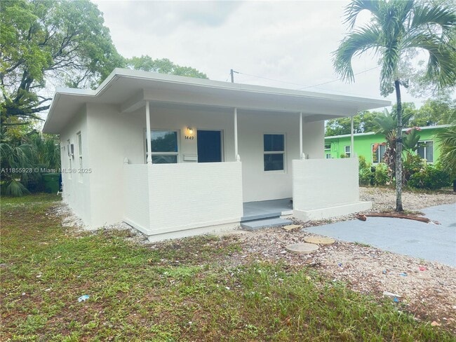 Building Photo - 1449 NW 3rd Ct