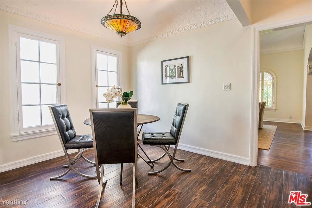 Primary Photo - 4 br, 3.5 bath Condo - 239 S Orange Dr # L