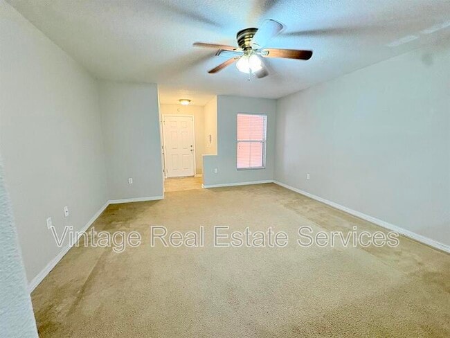 Photo - 10812 Kensington Park Ave Apartment