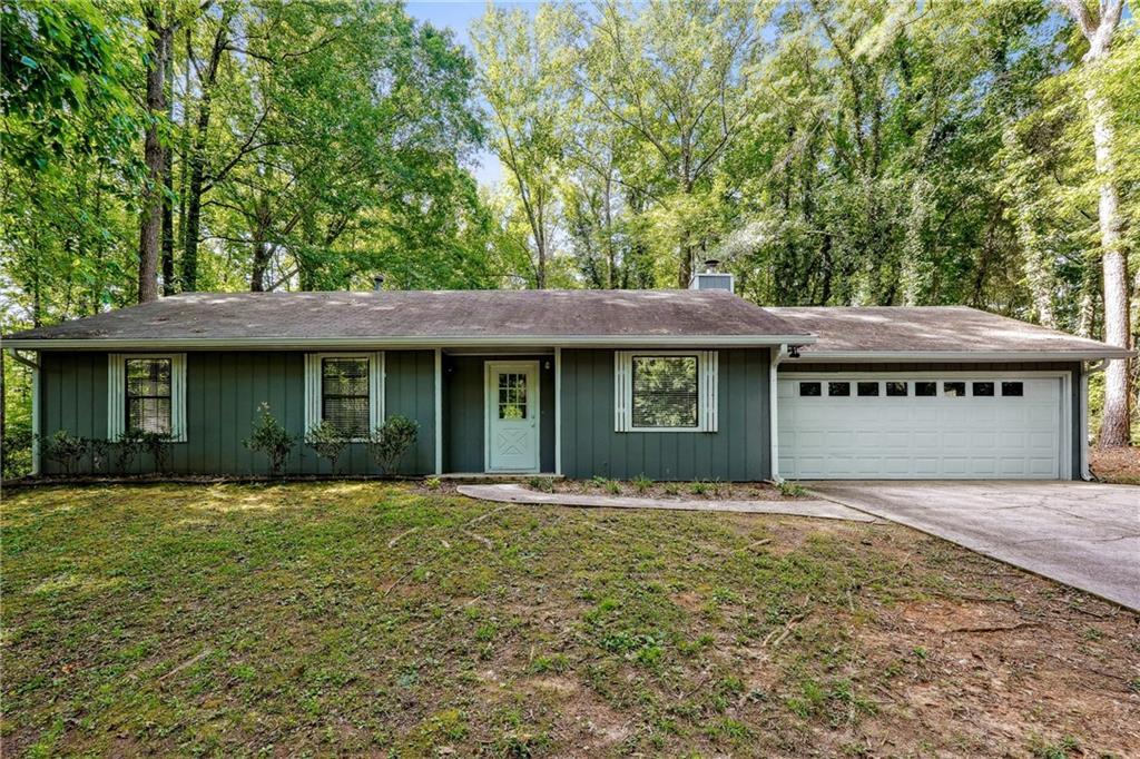 Foto principal - 2885 Webb Rd