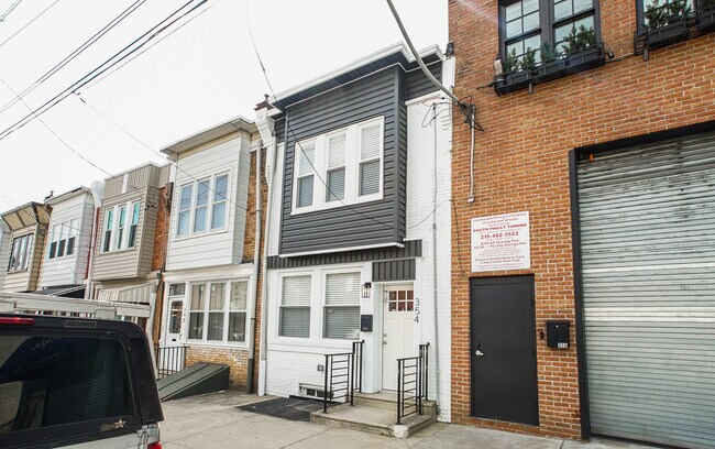 Building Photo - 354 Snyder Ave