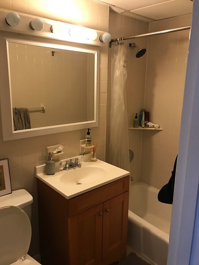 Foto del edificio - 224 Commonwealth Ave