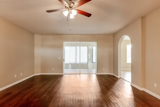 Foto del edificio - 258 Perfect Dr