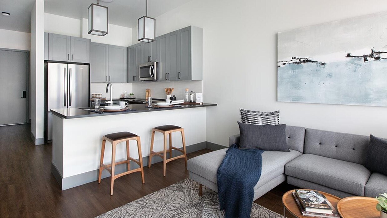 Primary Photo - 1155 N Sherman St