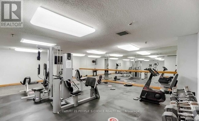 Building Photo - 41 Markbrook Ln