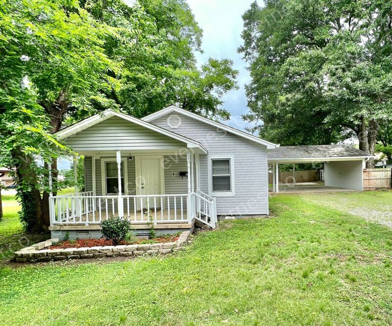 Foto principal - 515 S 4th St