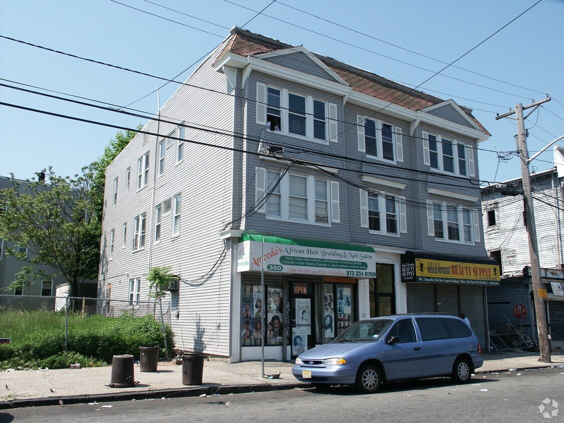 360 16th Ave, Irvington, NJ 07111 Apartments in Irvington, NJ