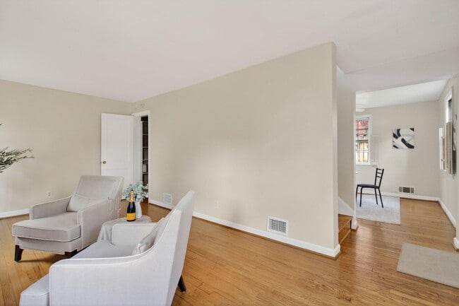 Foto del edificio - 624 22nd St S