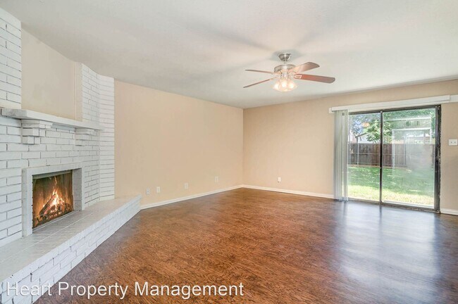 Building Photo - 3 br, 2 bath House - 3724 Bridalwreath Drive