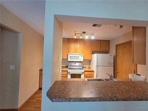 Building Photo - 1208 Greymoor Way