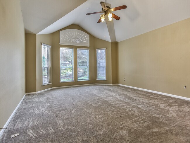 Foto del edificio - 14215 Prospect Point Dr