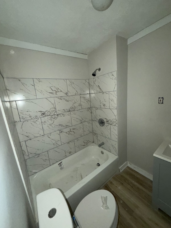 Foto del edificio - 2652 Bank St