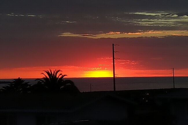 Amazing Sunsets - 8 Mizpah Ct