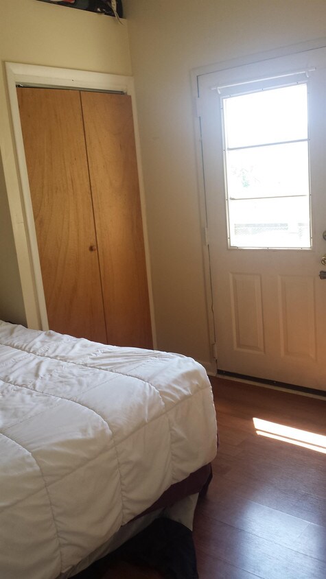 Foto principal - 808 S 10th St