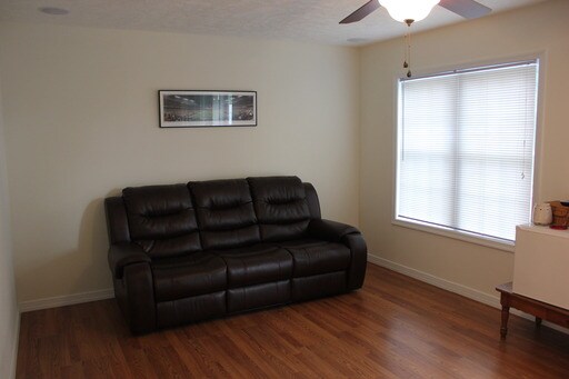 Building Photo - 3125 Bethany Ct