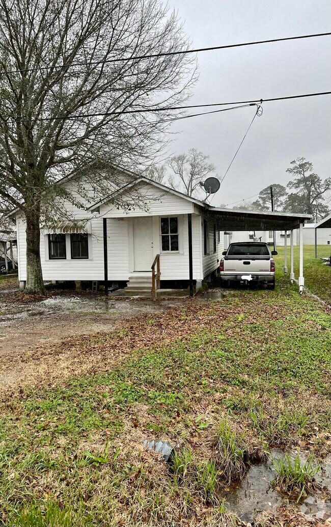 Apartments under 2,500 in Lake Arthur, LA 1 Rentals