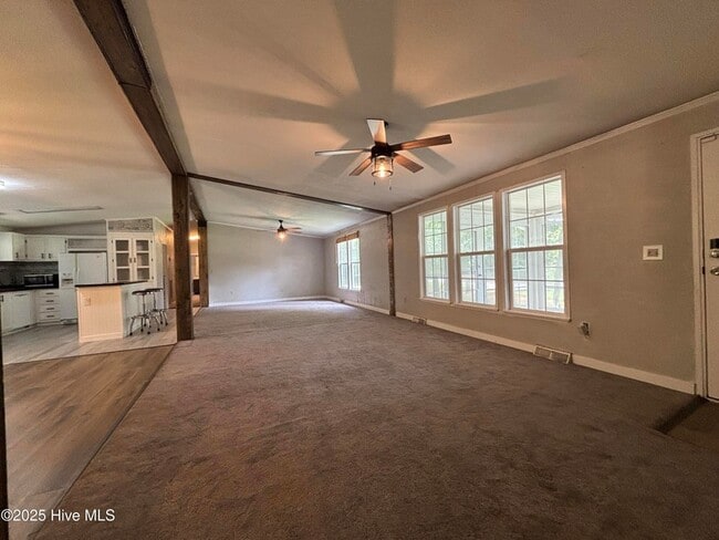 Building Photo - 180 Quails Cove