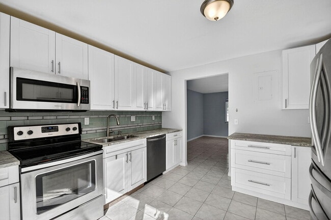 Building Photo - 216 Ocean Breeze