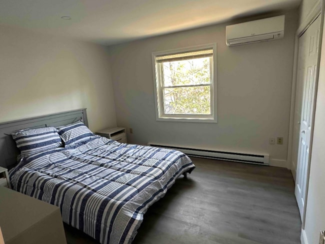 Foto del edificio - 329 Old Lake Shore Rd