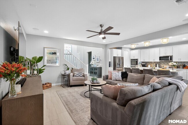 Foto del edificio - 4060 S Thistle Dr