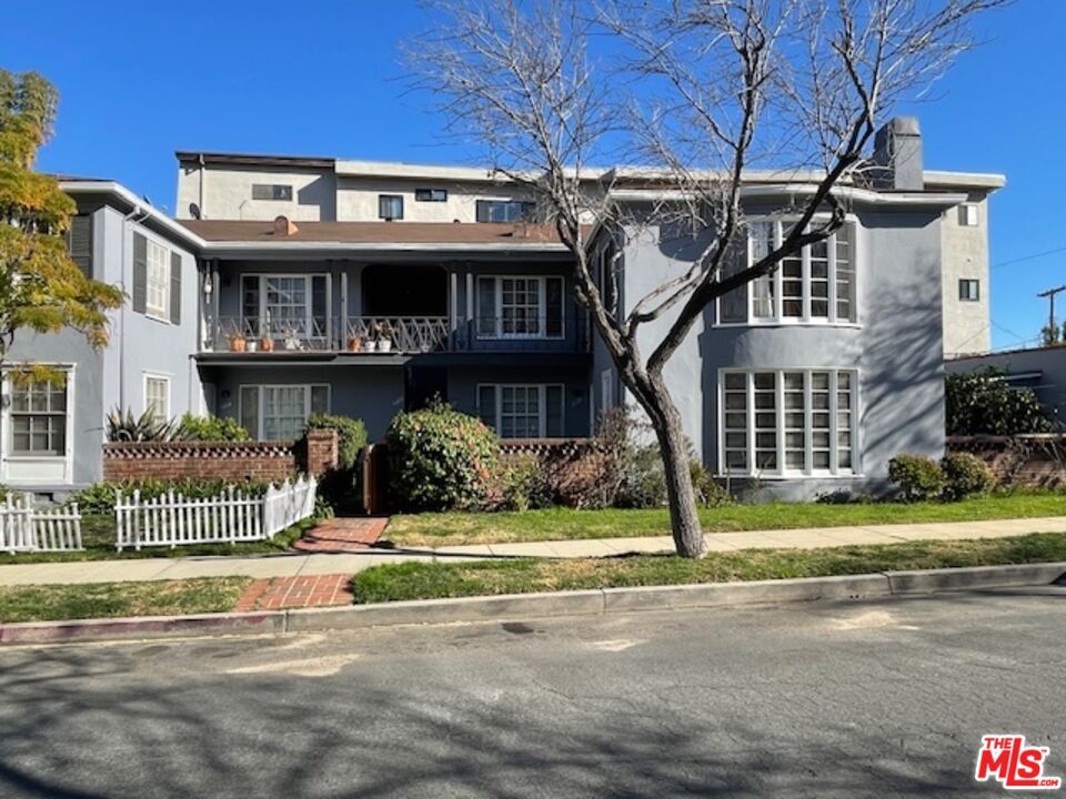 Foto principal - 1206 Beverly Green Dr