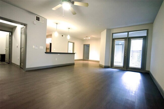 Foto del edificio - 3788 Richmond Ave.