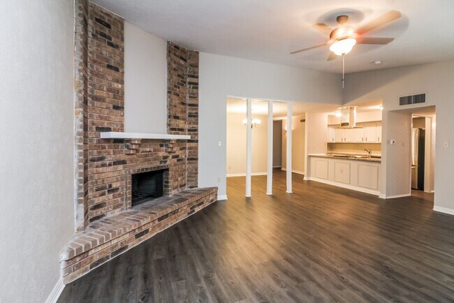 Building Photo - 4221 Sweetgum Way