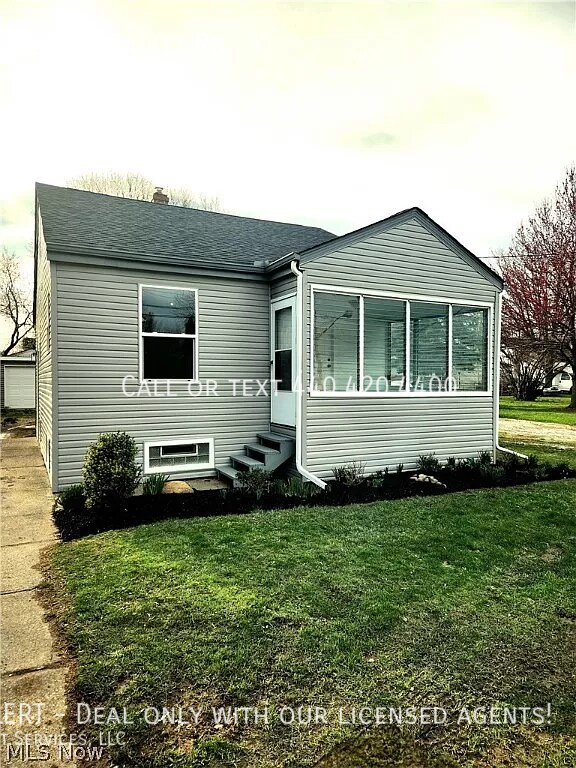 Primary Photo - 1310 N Leavitt Rd