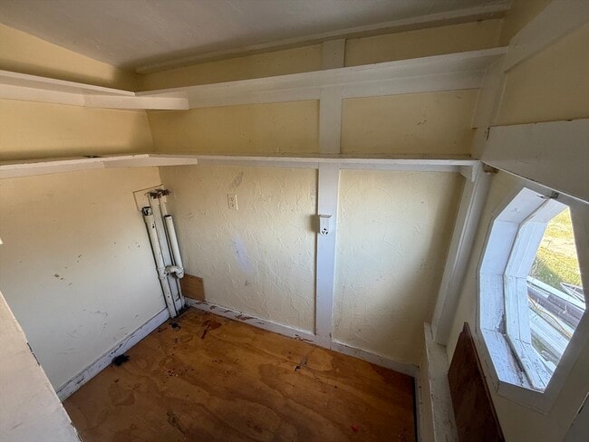 Foto del edificio - 182 E Main St