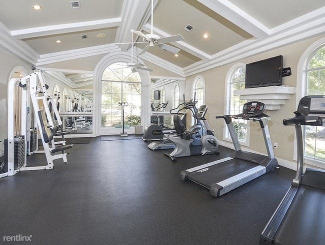 Foto del edificio - 13747 Bluff Villas Ct