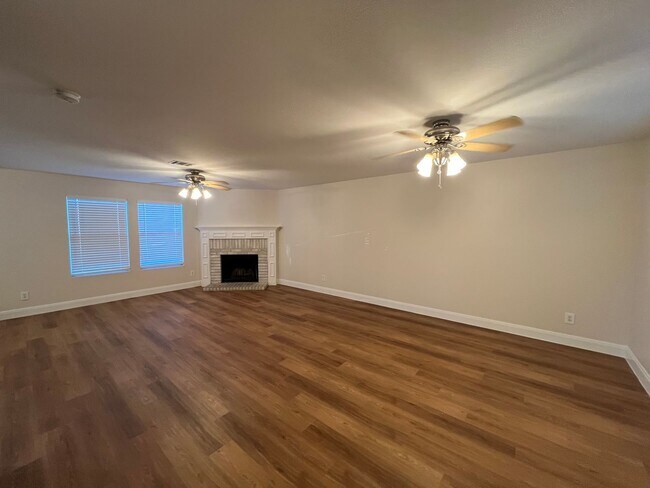Foto del edificio - 12634 Carriage Blvd