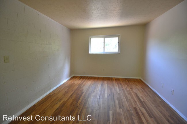 Building Photo - 2636 Stanton Ave