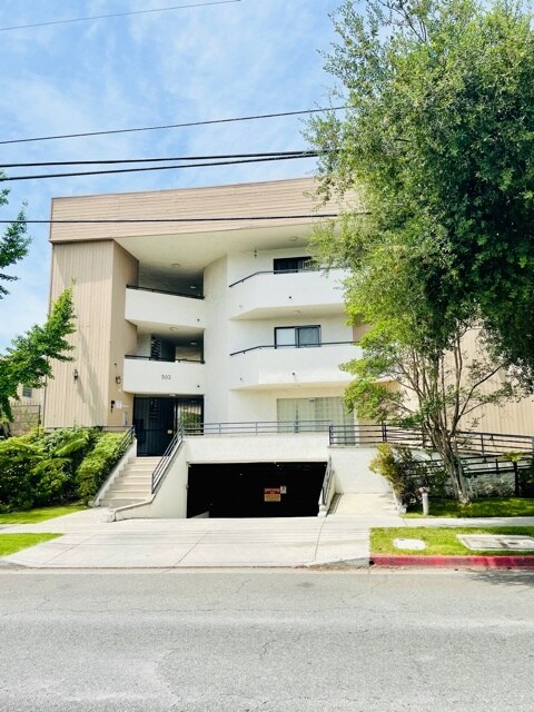 Foto del edificio - 503 S Adams St