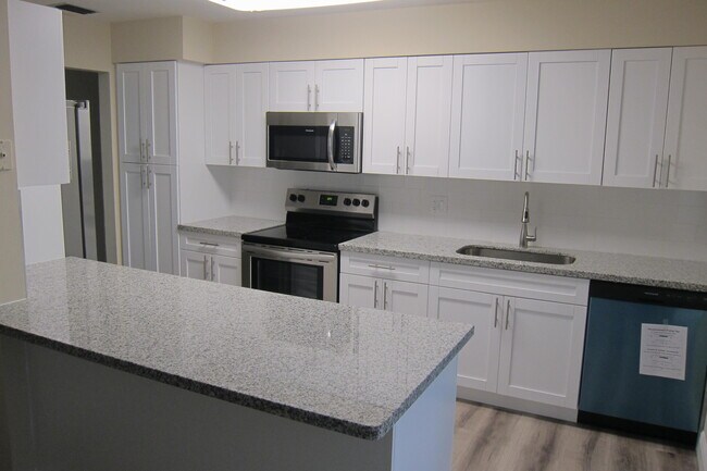 Foto del edificio - 941 Woodland Ave