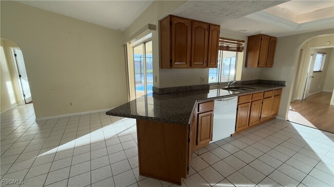 Foto del edificio - 516 Archer Pkwy W