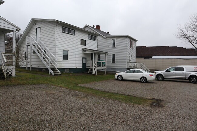 Building Photo - 76 3rd St