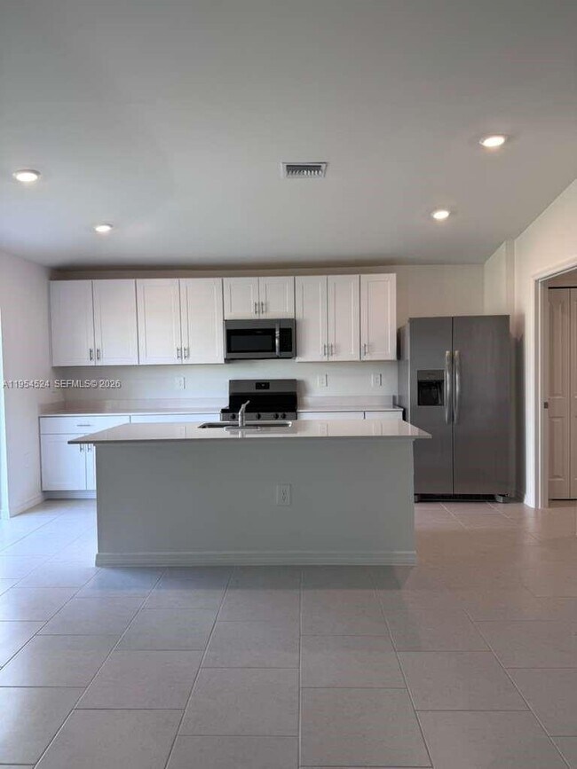 Foto del edificio - 17245 Cantu Ct