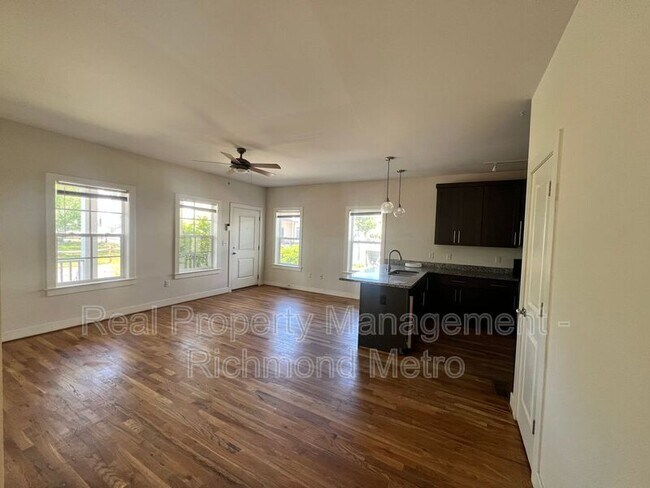 Foto del edificio - 305-311 West 13th Street - 311 West 13th A